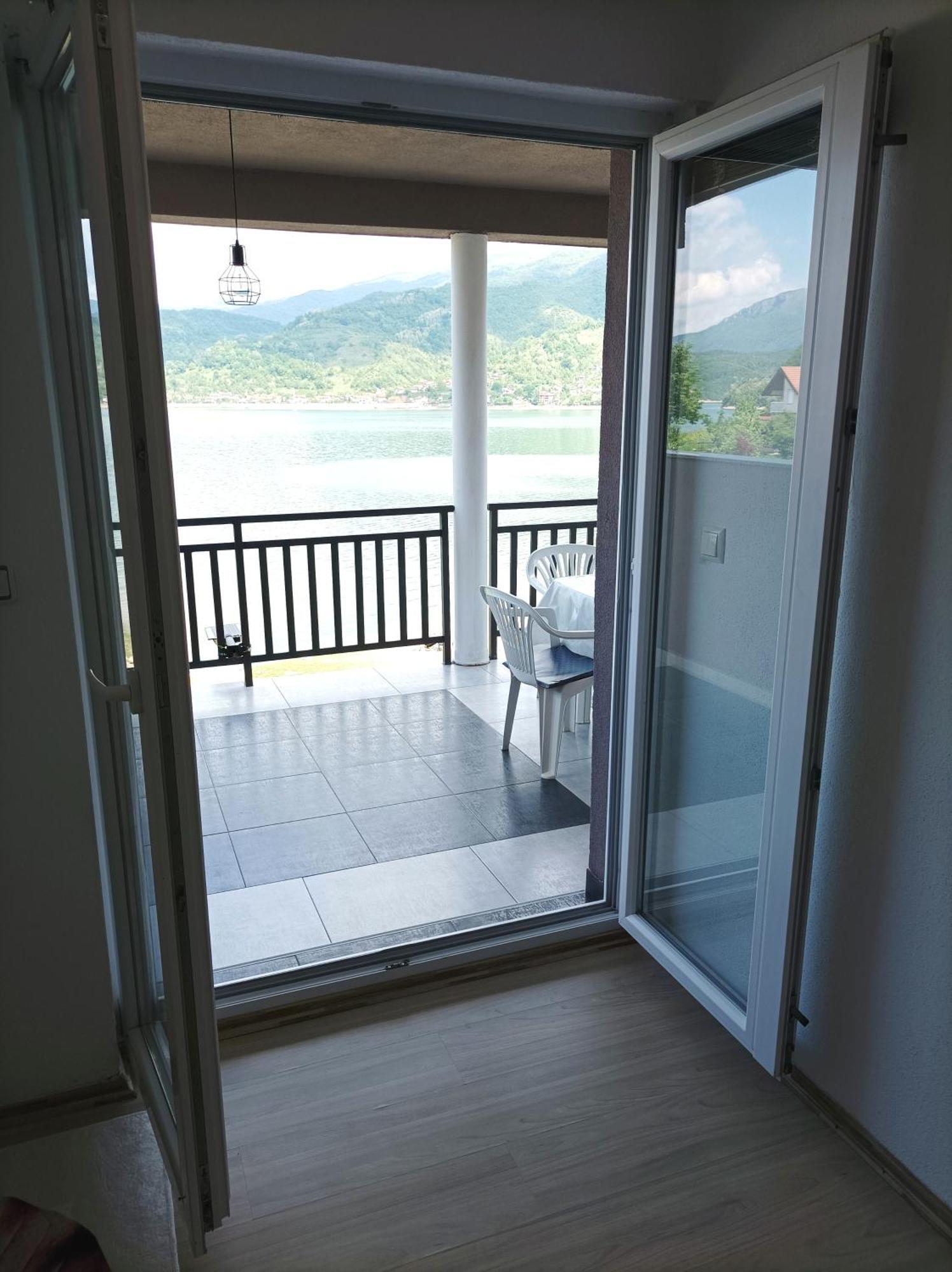 Dina Apartman Jablanicko Jezero コニツ エクステリア 写真